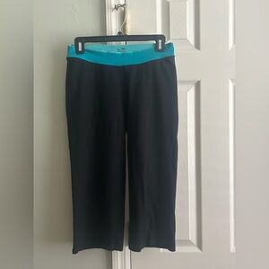 Champion Black Cropped Leggings with Teal Waistband
